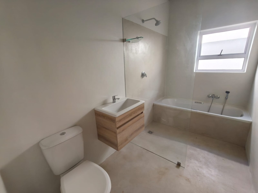 3 Bedroom Property for Sale in Sandbaai Western Cape
